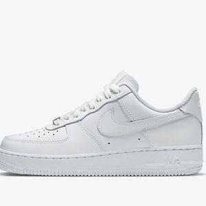 Nike Airforce 1’s all white size 7.5